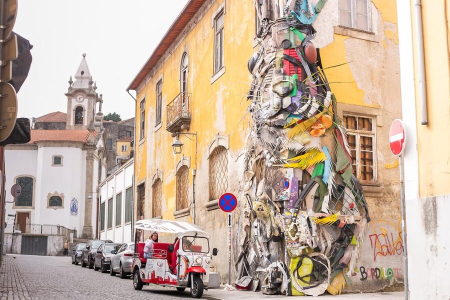 Porto Legends Full Day: Walk & TukTuk Fun Tour - Seeing more of Porto by tuk tuk