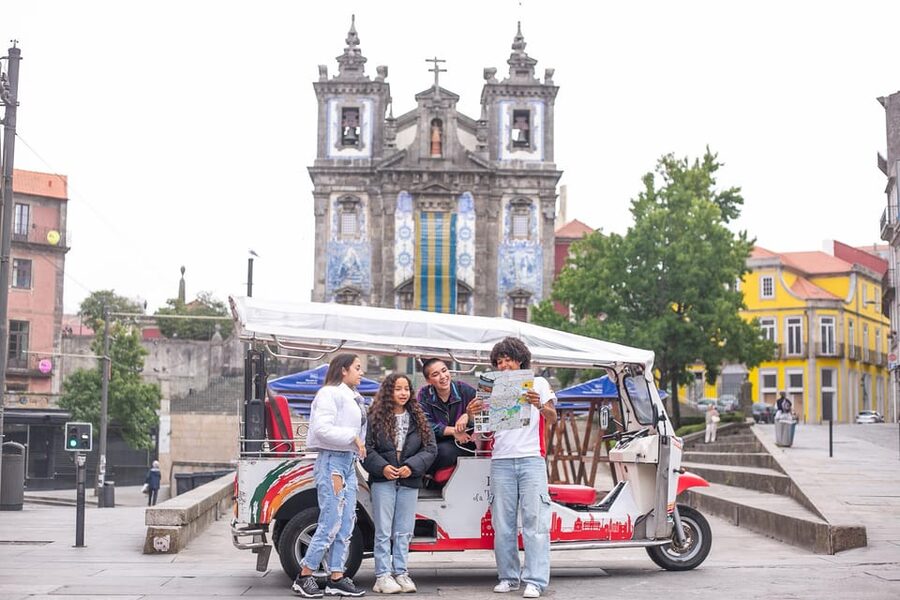 Porto Tour: One tour, a thousand stories by tuk tuk - 3 hours - Porto’s quieter corners and panoramic views