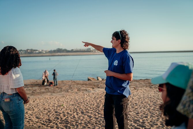Porto Tuk Tuk: Clérigos, Seaside & Viewpoints - with Options - What the guides add
