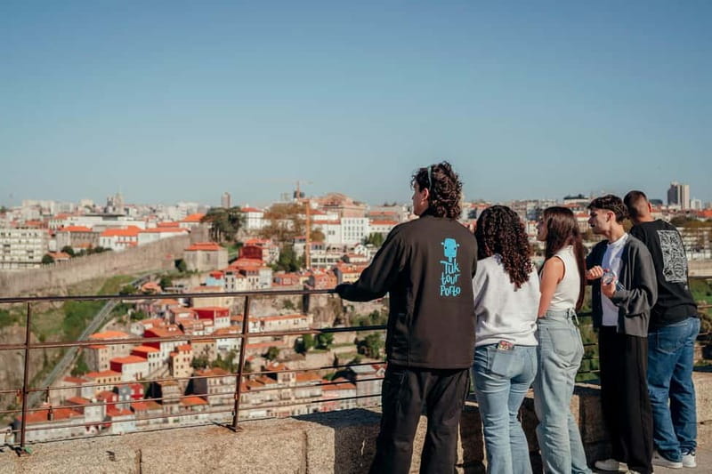 Porto Tuk Tuk Tour: Clérigos, Scenic & Viewpoints - 1H to 4H - Starting near Batalha and the upper city