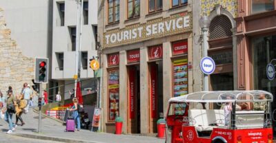 Tuk-Tuk Tour, Douro River Cruise, and Wine Tasting