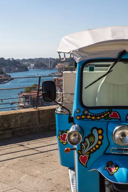 Porto: Tuk Tuk Tour with Olive Oil Tasting - A quick way to get your Porto bearings