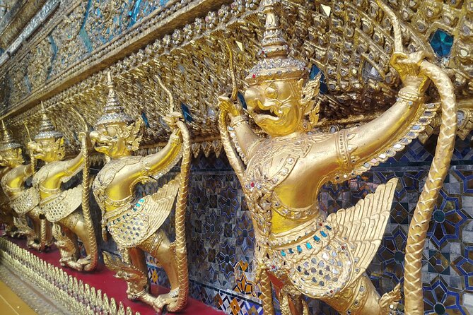 Premium Bangkok City Tour by Tourist Boat and TukTuk - Loha Prasat and the ten-minute photo stop