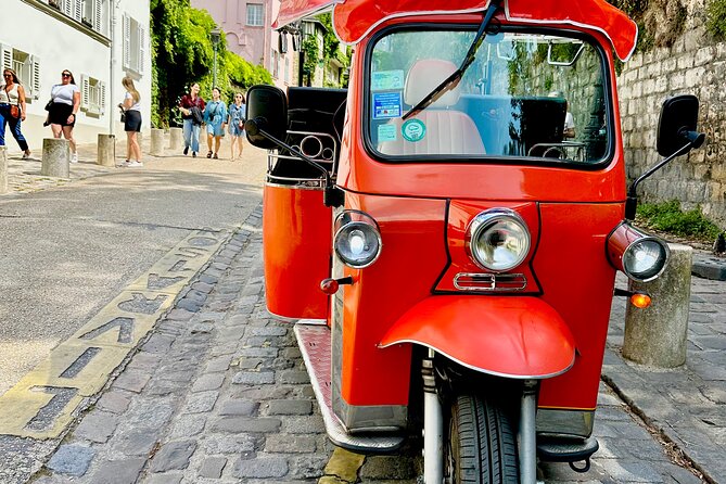 Premium private tour of Paris in an Electric TukTuk (4 hours) - Trocadéro for the Eiffel Tower view