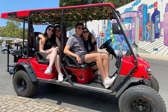 Private 1H30 Tuk Tuk Tour in Lisbon City - What the Private Tuk Tuk Format Adds