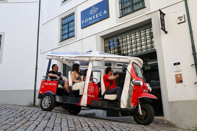 Private 4 Hour Tuk Tuk Tour with Port Wine Cellar Visit & Tasting - São Bento, Clérigos, and the old central streets