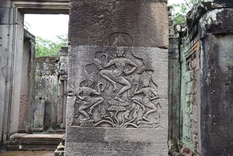 Private Angkor Sunrise, Guide Breakfast and Tuktuk included - Who should book this morning?