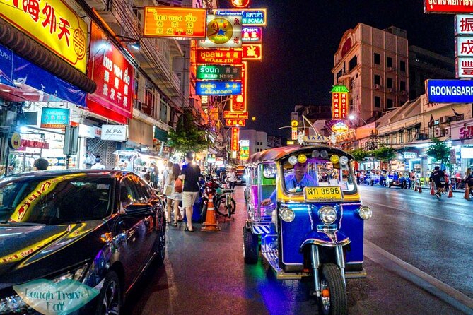 Private Bangkok Night Tour by Tuk Tuk with Dinner - Starting at the Giant Swing