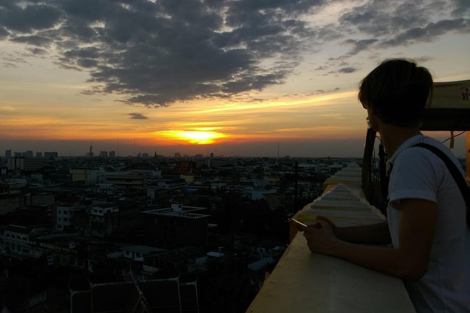 Private Bangkok Tuk Tuk Sunset Long-tail Night Lights - Sitting down to Thai dinner