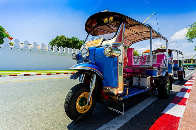 Private Chiang Mai Old City Half Day Tuk Tuk Tour - Wat Chedi Luang and the heart of the Old City