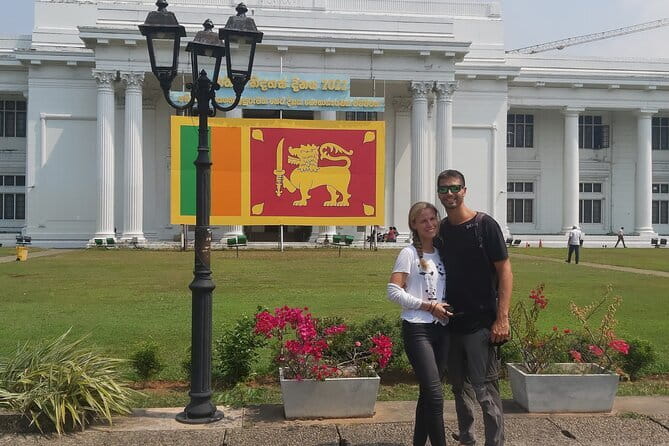 Private Colombo Tuk Tuk City Tour - Comfort, traffic, and the private format