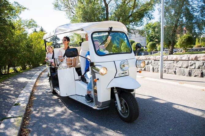 Private E-Tuk Tuk Adventure through Brisbane - Eagle Street puts the river at the center