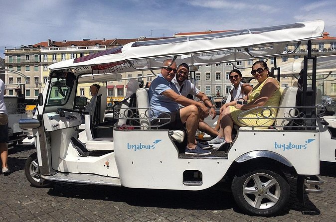 Private Electric Tuk Tuk Adventure in Lisbon - The National Pantheon and its great dome