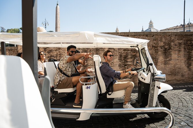 Private Electric Tuktuk Tour of Rome with Prosecco and Pickup - Orange Garden and the Pyramid of Cestius