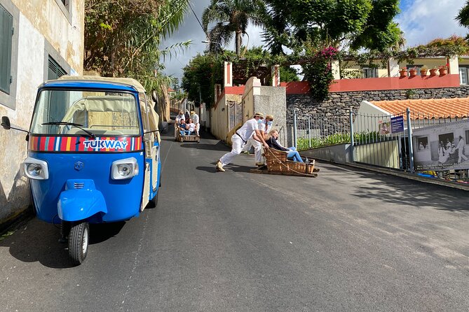 Private Express Tuk Tuk Tour Funchal Old Town & Toboggans - Rain, timing, and other practical concerns