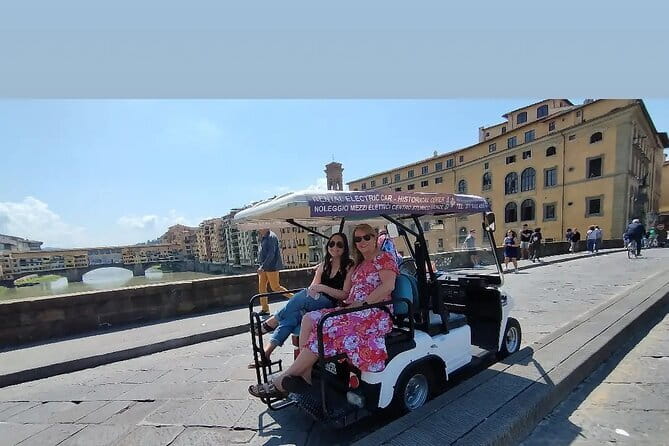 Private Florence Tour by Golf Cart ETukTuk with Audio Guide - Crossing the Arno and entering Oltrarno