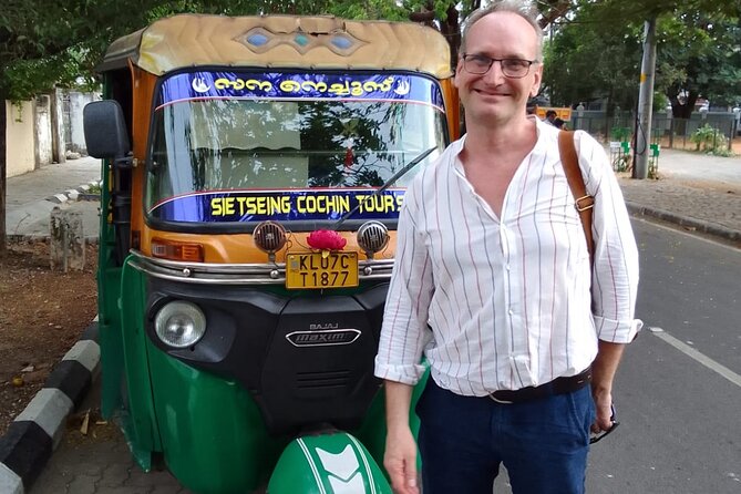 Private Fort kochi Tuk-Tuk Tour - The waterfront begins with Chinese Fishing Nets