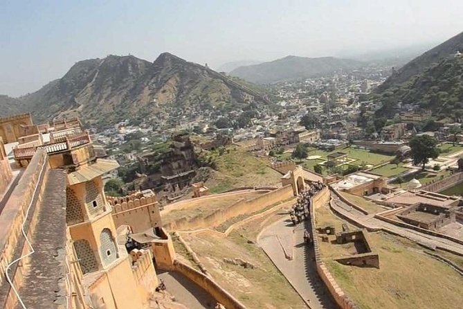 Private Full Day Tour of Jaipur By Tuk Tuk. - Why a tuk-tuk works well in Jaipur