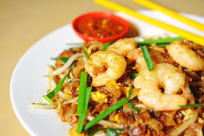 Private George Town by Night with Food Tasting and Trishaw Ride - Starting at Red Garden Food Paradise or Gurney Drive