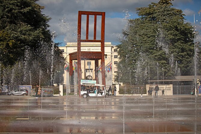 Private Guided Geneva 1 Hour TukTuk City Tour - Who will get the most from this one-hour route?