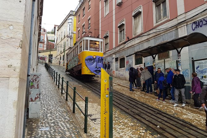 Private guided tour to 7 Colinas and Belém in an electric Tuk Tuk with 4.5 hours. - Why this route works well in Lisbon