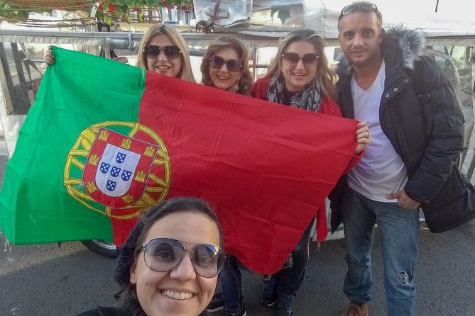 Private Guided Tuktuk Tour in Lisbon - Lisbon Cathedral: a ten-minute introduction