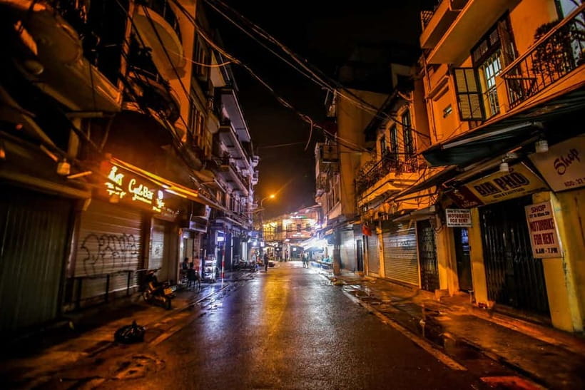 Private Half-Day Hanoi City Tour with Cyclo and Train street - Who should book this Hanoi experience