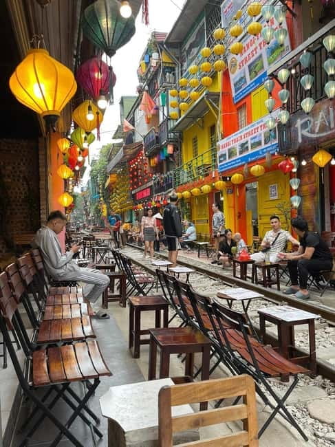 Private Half-Day Hanoi City Tour with Cyclo and Train street - Ma May houses show Hanoi before the modern rush