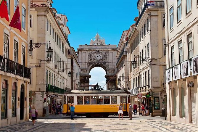 Private Lisbon & Belém 4-Hours Tuk Tuk Tour with pickup - What four hours really gives you
