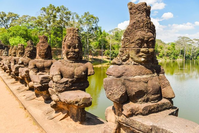 Private one-day tuktuk 'small tour' of the oldest Angkor temples - Key points to know before booking