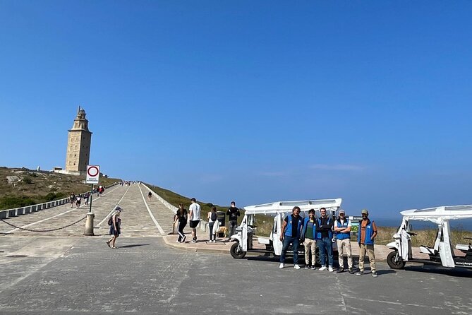 Private PREMIUM Tour EN Tuk tuk A Coruña - Starting at the harbor and the glass galleries