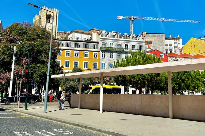 Private Tour DE Tuk Tuk Chiado and Bairro Alto in Lisbon - Why a private tuk-tuk works well in Lisbon