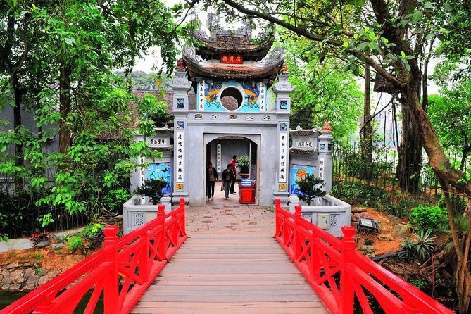 Private Tour: Hanoi City Tour Including Water Puppet Show and Cyclo Ride - Coffee, lunch, and the question of breakfast