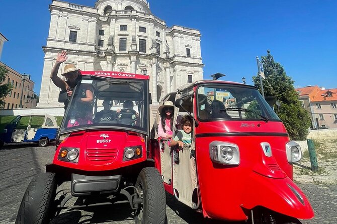 Private Tour in Lisbon with Tuk Tuk - Praça do Comércio and Feira da Ladra