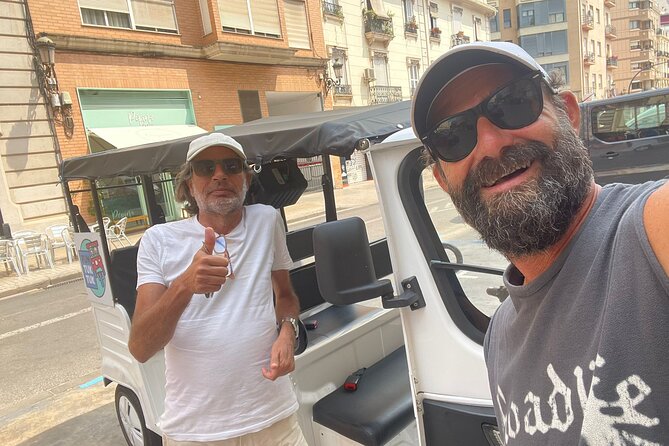 Private Tour with Tuktuk in Valencia - Valencia Cathedral and the Holy Chalice