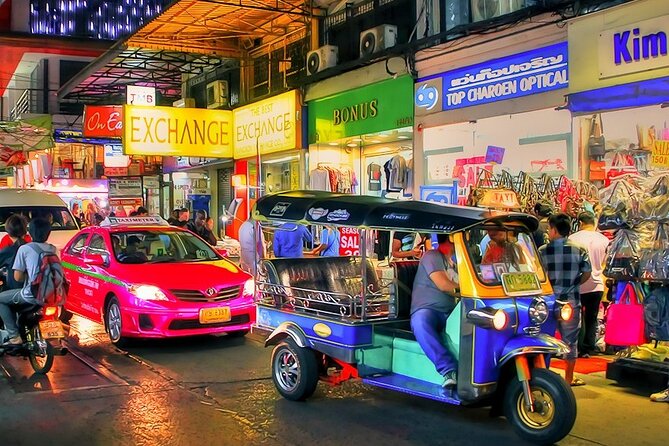 Private Tuk Tuk Night Adventure with Dinner - What the private tuk tuk adds