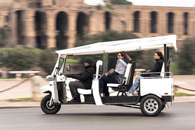Private Tuk Tuk Tour in Rome - Aventine Hill and the famous Keyhole