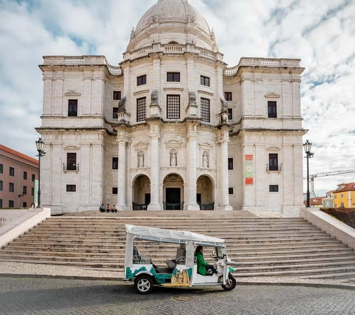 Private Tuk Tuk Tour Lisbon Old Town - What the private format adds