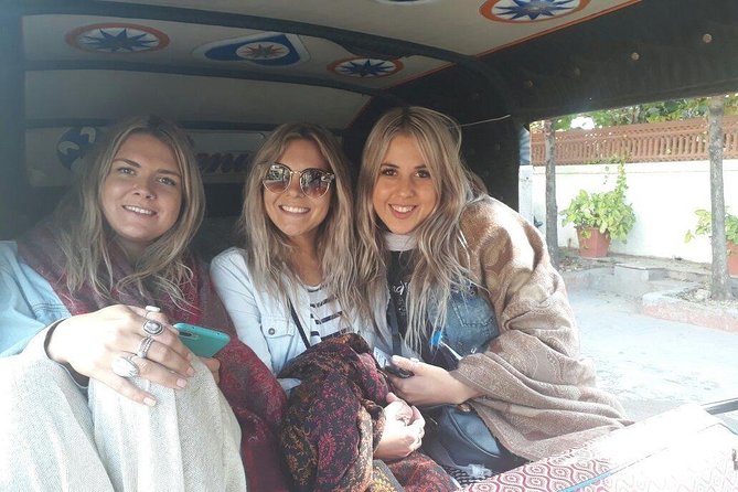 Private Tuk-Tuk Tour of Jaipur with Guide - Why a tuk-tuk works well in Jaipur