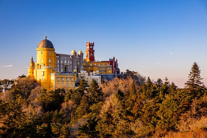 Private Tuk Tuk Tour through Serra de Sintra - Sabuga Fountain and a free water refill
