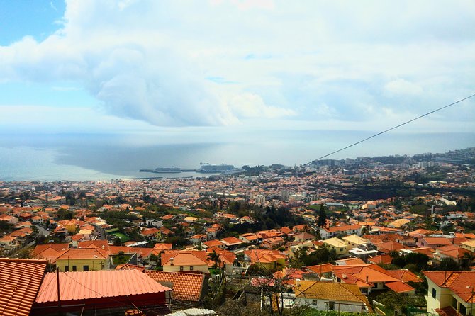 Private Tuk Tuk Tour to Old Town + Monte in Funchal - Key points at a glance