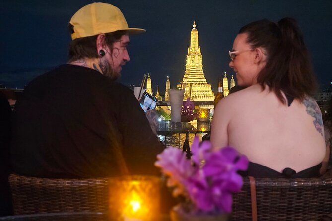 Private Tuktuk Night life in Bangkok (Night Time) - Wat Saket and the first taste of old Bangkok