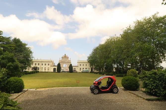 Private Tuktuk Sintra Tour: Palaces & Coast - Why a tuk-tuk works well in Sintra