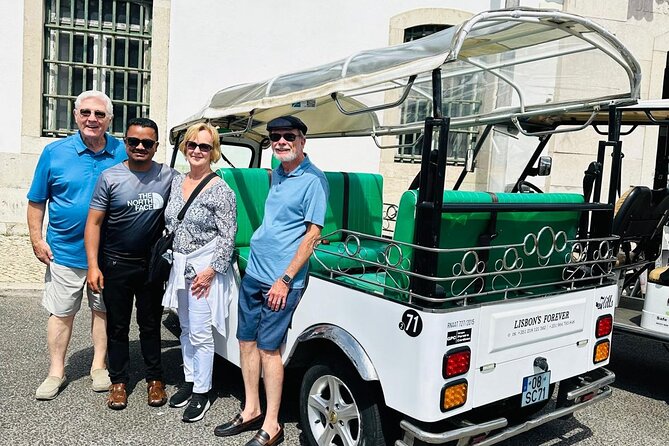 Private Tuktuk Tour - Amazing Old Town Lisbon- w/ pickup hotel - Portas do Sol and Alfama From Above