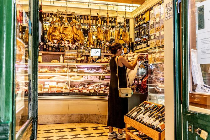 Private Tuktuk Tour with Portuguese Tapas and Wine - Why this tuk-tuk tour works well as a first look at Lisbon
