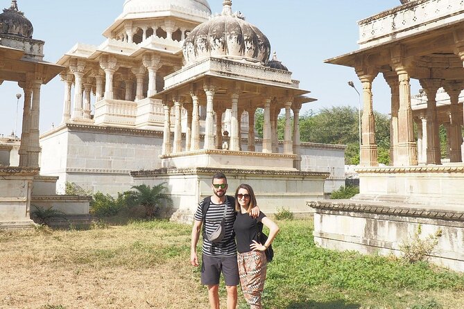 Private Udaipur Sightseeing Tour by Tuk-Tuk or Car with Driver - Saheliyon Ki Bari and the city’s royal gardens