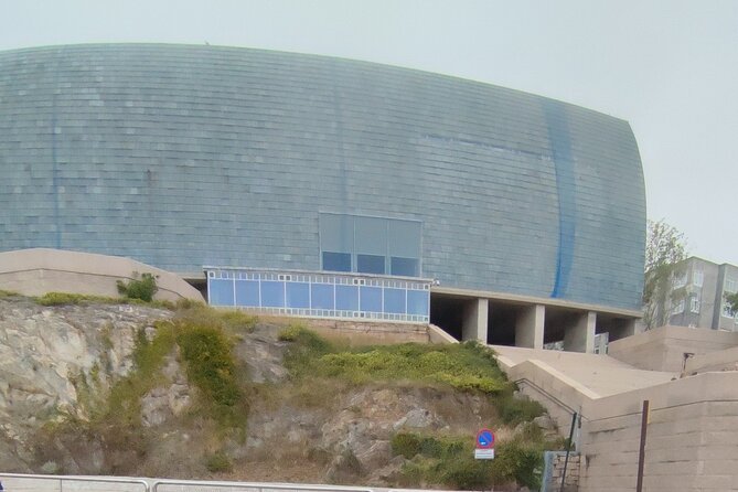 Private VIP Tour EN Tuk tuk A Coruña - The Roman lighthouse at the edge of Europe