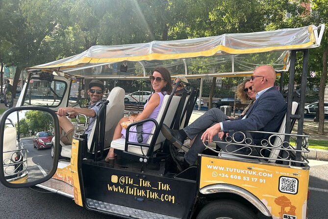 Privately Guided Panoramic Tour in Yellow Tuk Tuk from Madrid - What the guides add to the ride