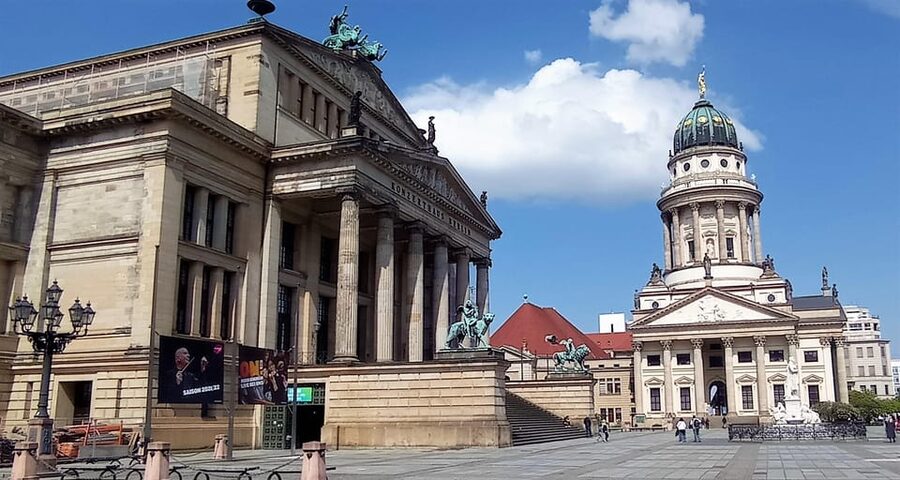 Promotion Berlin Rickshaw Shared Guide (Combo Vehicle Group) - What the guide adds to the ride