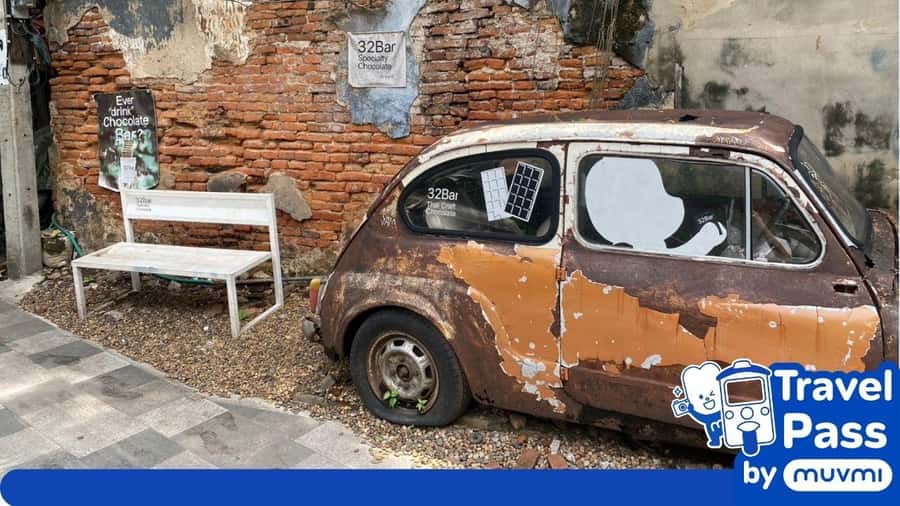 Rent private e-tuk tuk with driver in Bangkok - What you can ask the driver to do
